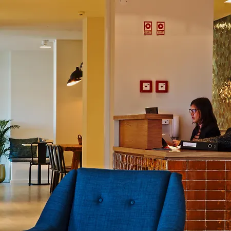 斯波特家庭套房酒店