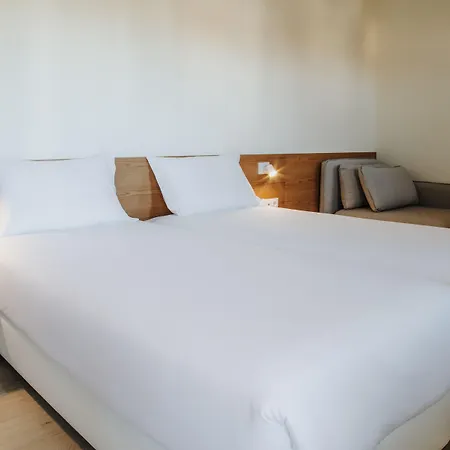 Spot Family Szálloda 3*