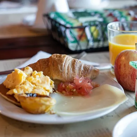 斯波特家庭套房酒店 酒店 3*