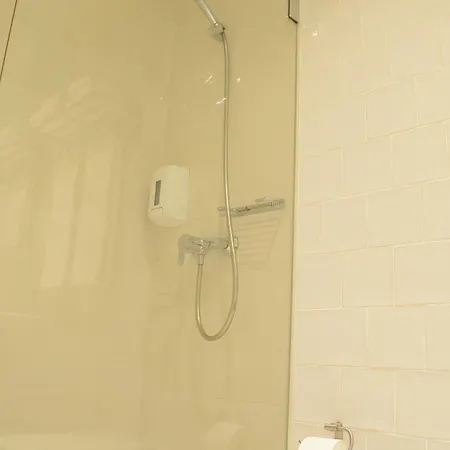 Отель Spot Family Порту