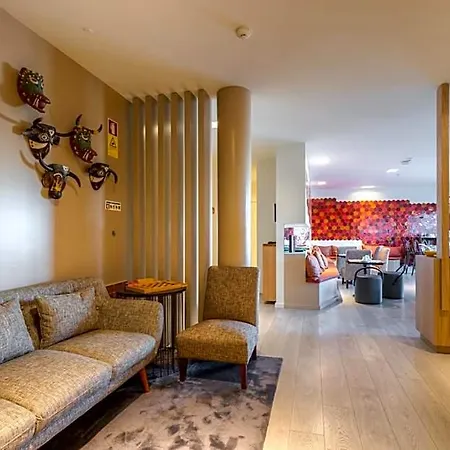 Spot Family Hotel Porto