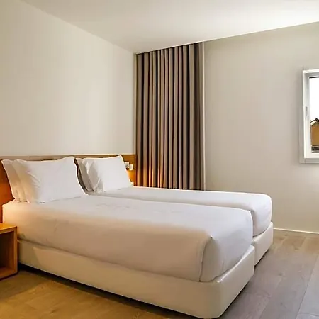 Spot Family Hotel