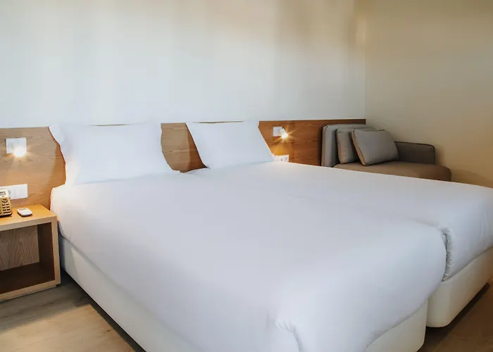 Spot Family Hotel 3*