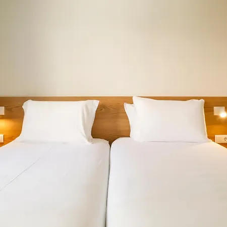 Spot Family Hotell Oporto