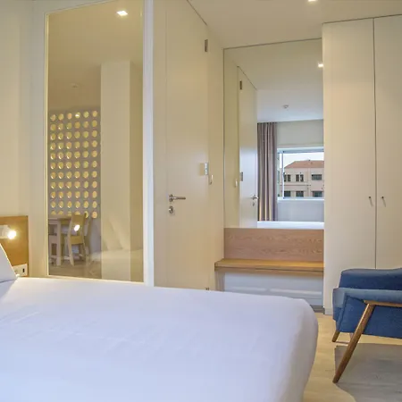 Spot Family Hotell Oporto