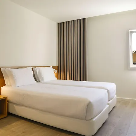 Hotell Spot Family 3*