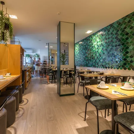 Spot Family 3* Oporto