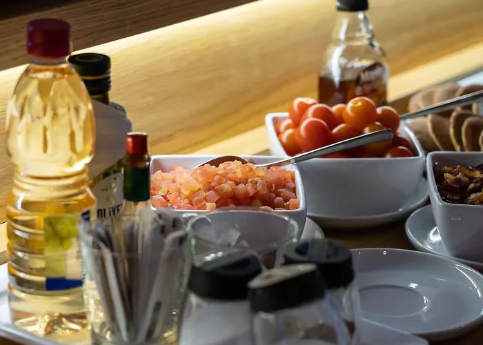 스팟 패밀리 스위트 호텔 포르투